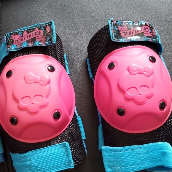 monster high Other - 3/$12 Mix & Match  Monster High knee and elbow pads